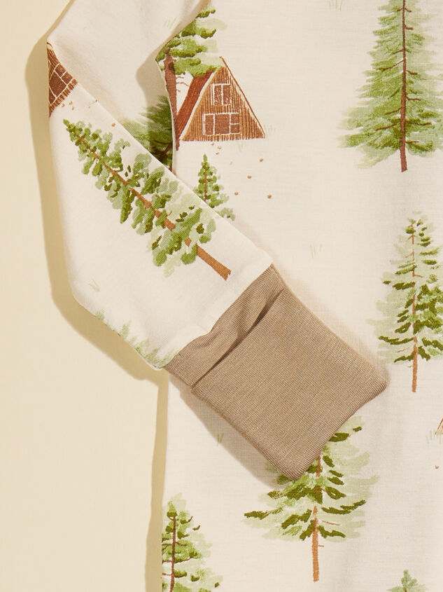 Cabins + Trees Sleeper Detail 3 - TULLABEE