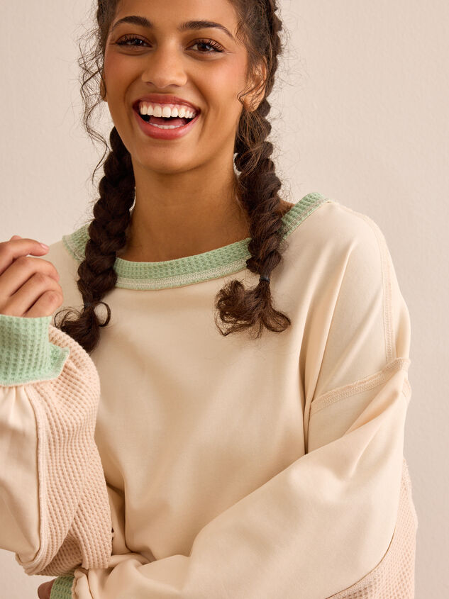 Everest Glide Pieced Long Sleeve Detail 3 - TULLABEE