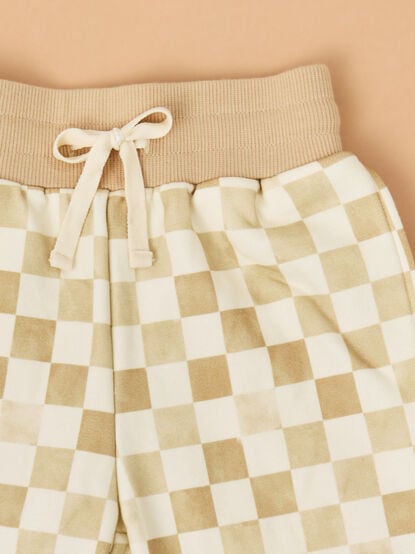 Vaughn Checkered Joggers - TULLABEE