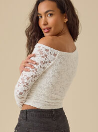 Rhiannon Lace Fitted Top Detail 2 - TULLABEE