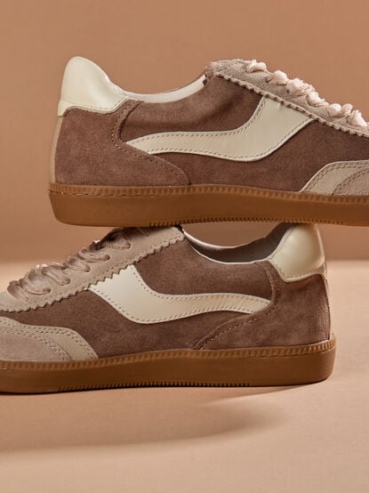 Notice Sneakers By Dolce Vita - TULLABEE