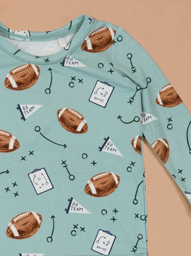 Petite Playmaker Lounge Set Detail 3 - TULLABEE