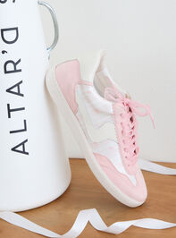 Notice Sneakers By Byrdie Golf x Dolce Vita - TULLABEE