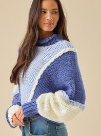 Andy Colorblock Braid Sweater Detail 2 - TULLABEE