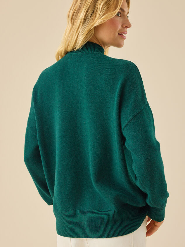 Kathryn Oversized Sweater Detail 4 - TULLABEE