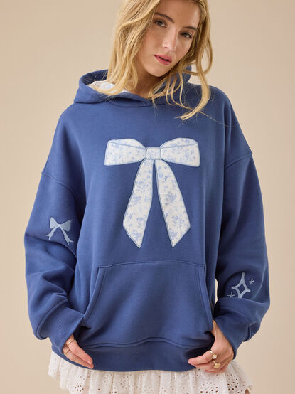 Floral Bow Graphic Hoodie - TULLABEE