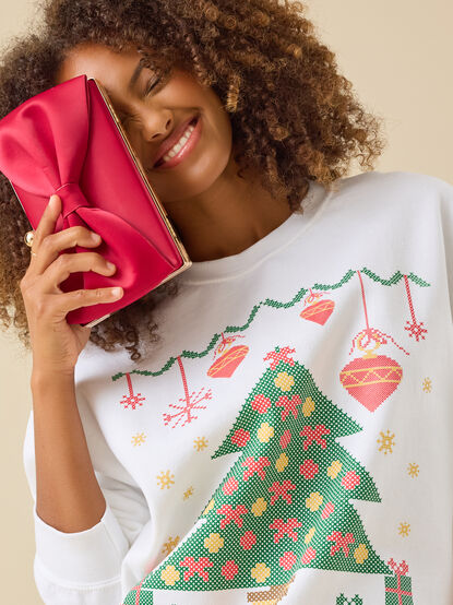 Season's Greetings Crewneck - TULLABEE