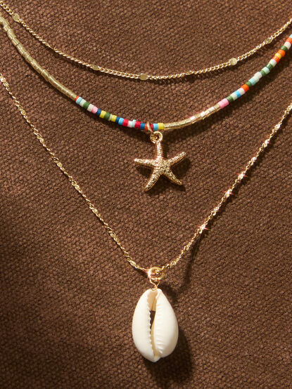 3 Layer Starfish Charm Necklace - TULLABEE