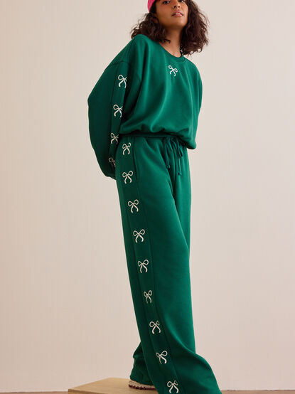 Sweet Bow Pullover - TULLABEE