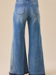 Estella Baggy Jeans Detail 5 - TULLABEE