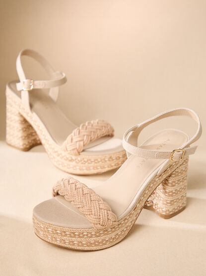 Dakotta Twisted Platform Heel - TULLABEE