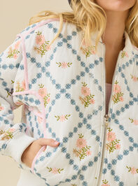 Susan Quilted Jacket Detail 2 - TULLABEE