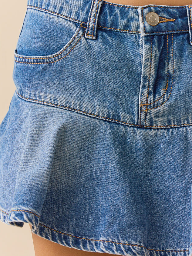 Virella Ruffle Denim Mini Skort Detail 3 - TULLABEE