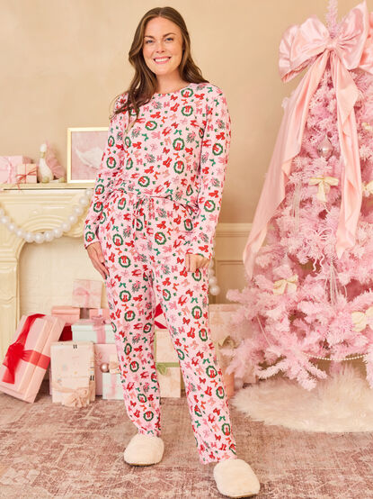 Christmas Cheer Mama Lounge Set - TULLABEE