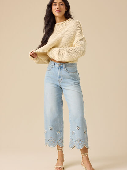 Natalee Embroidered Eyelet Jeans - TULLABEE