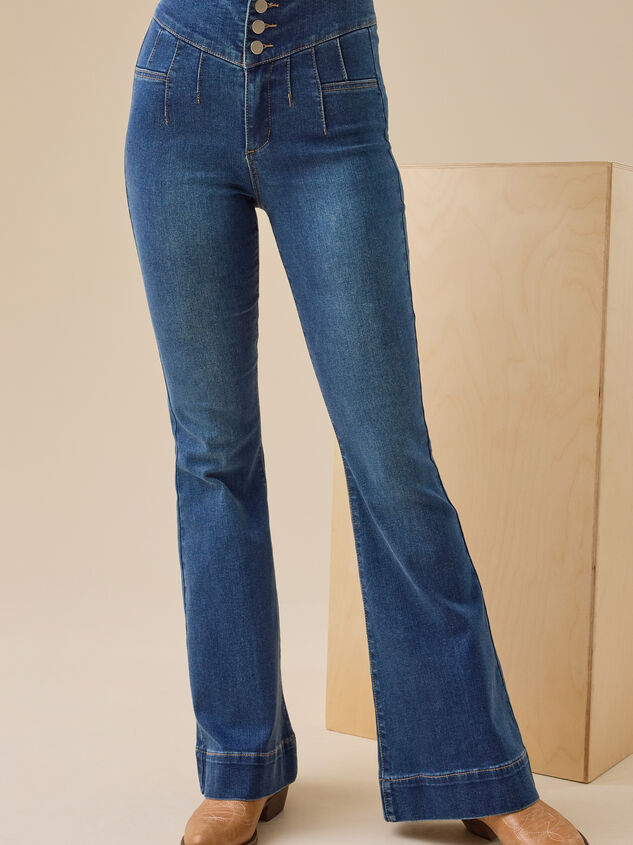 Natalia Flare Jeans Detail 3 - TULLABEE