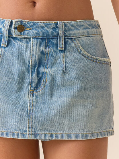 Taytum Low Rise Denim Mini Skort - TULLABEE