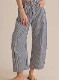 Caven High Rise Barrel Pants Detail 3 - TULLABEE