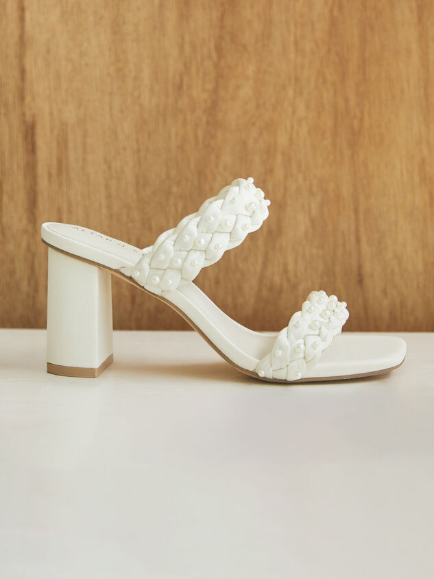 Carla Pearl Heels Detail 3 - TULLABEE
