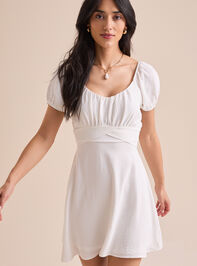 Elsie Puff Sleeve Dress Detail 3 - TULLABEE