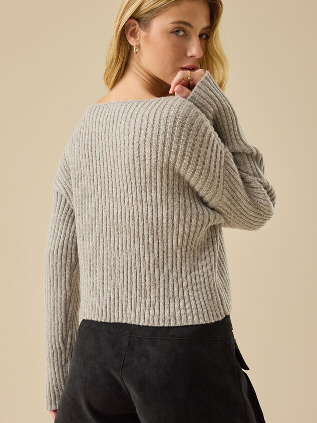 Debbie Cropped Sweater Detail 4 - TULLABEE
