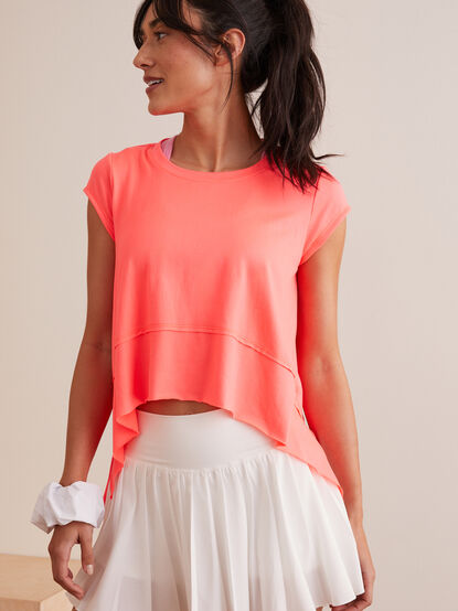 Swing And Sway Tee - TULLABEE