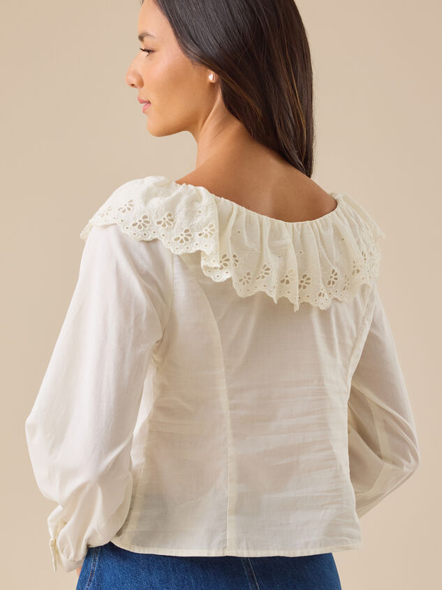 Eileen Collared Eyelet Top Detail 5 - TULLABEE