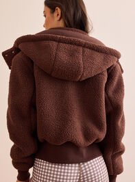 Peak Sherpa Zip Up Detail 5 - TULLABEE