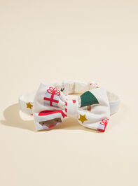 Santa Friends Pet Bow Tie Detail 2 - TULLABEE