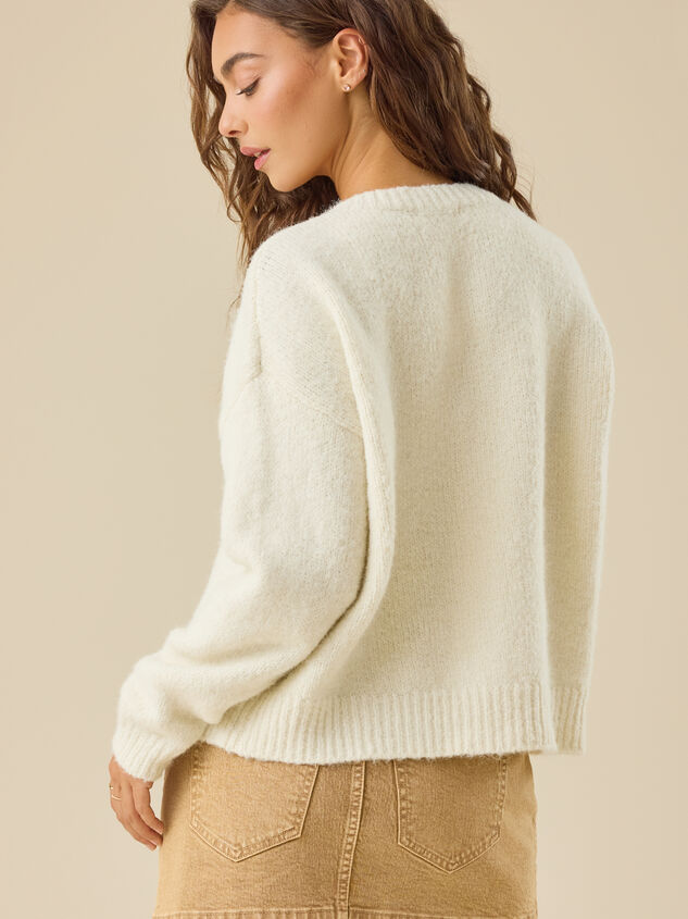 Leigh Oversized Cozy Cardigan Detail 6 - TULLABEE
