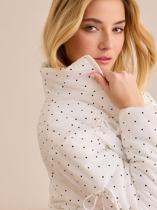 Spot on Puffer Jacket Detail 4 - TULLABEE