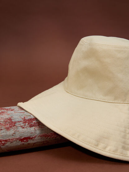 Holland Bucket Hat - TULLABEE