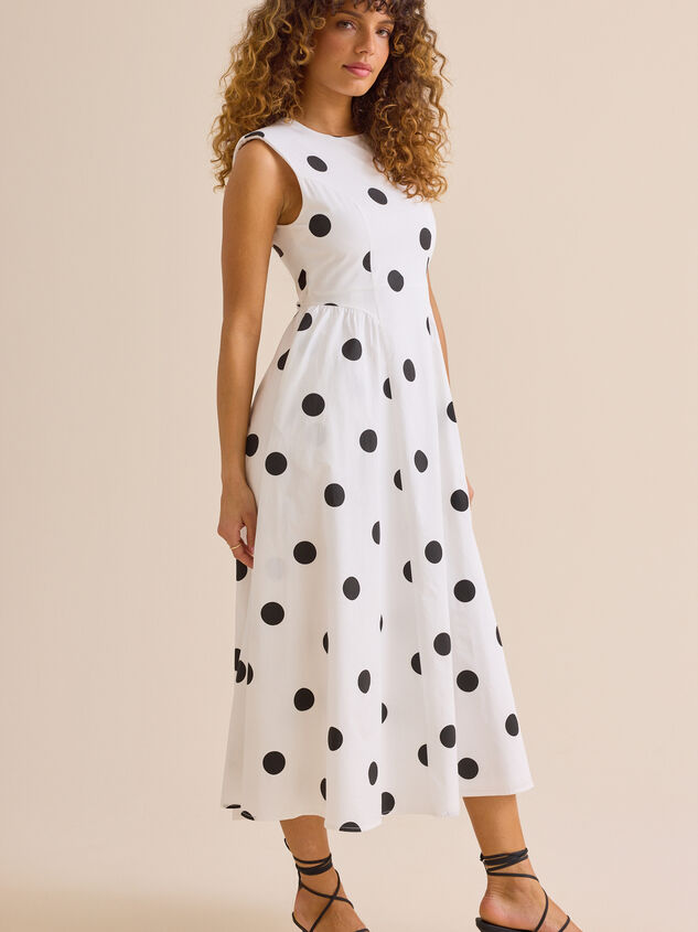 Eloria Polka Dot Maxi Dress Detail 5 - TULLABEE