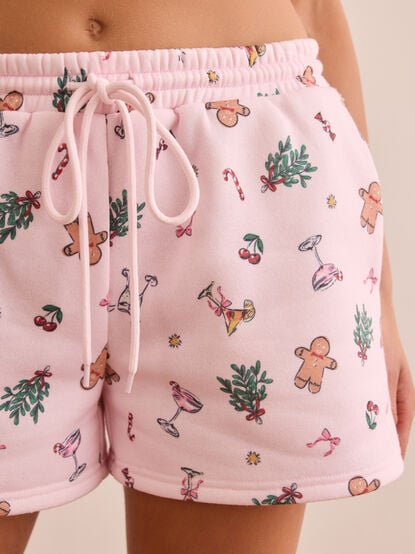 Mistletoe and Mimosas Icon Shorts - TULLABEE