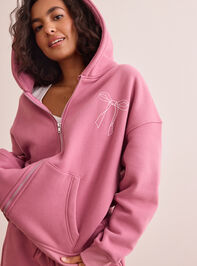 Snuggle Bow Sweatshirt - TULLABEE