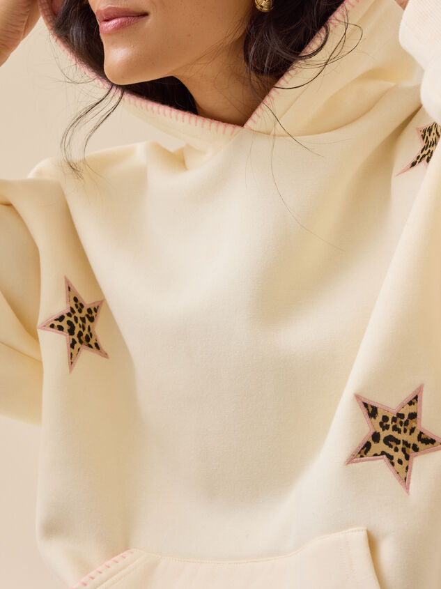 Leopard Star Stitched Hoodie Detail 3 - TULLABEE