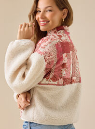 Kaelen Patchwork Sherpa Jacket Detail 6 - TULLABEE