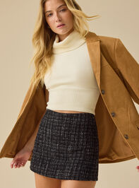 Paityn Turtleneck Vest Detail 7 - TULLABEE