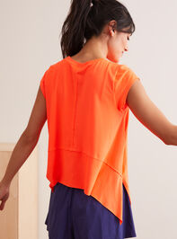 Swing And Sway Tee Detail 4 - TULLABEE