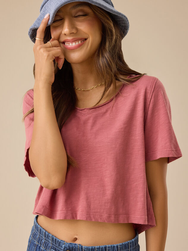 Charly Lace Trim Cropped Tee - TULLABEE