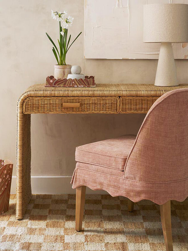Elsie Boucle Table Lamp Detail 2 - TULLABEE