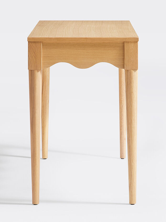 Phoebe Desk Detail 4 - TULLABEE