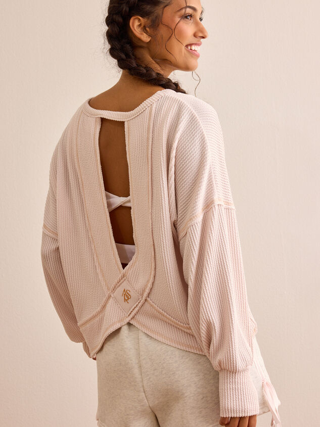 Urban Unwind Open Back Long Sleeve Detail 4 - TULLABEE