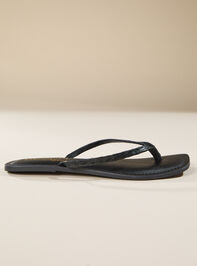 Bungalow Square Toe Flip Flop Detail 4 - TULLABEE