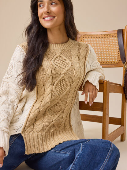 Emmaline Oversized Sweater - TULLABEE