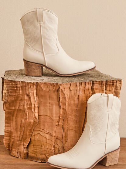Remy Mini Western Booties - TULLABEE