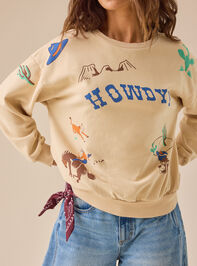 Howdy Graphic Crewneck Detail 4 - TULLABEE