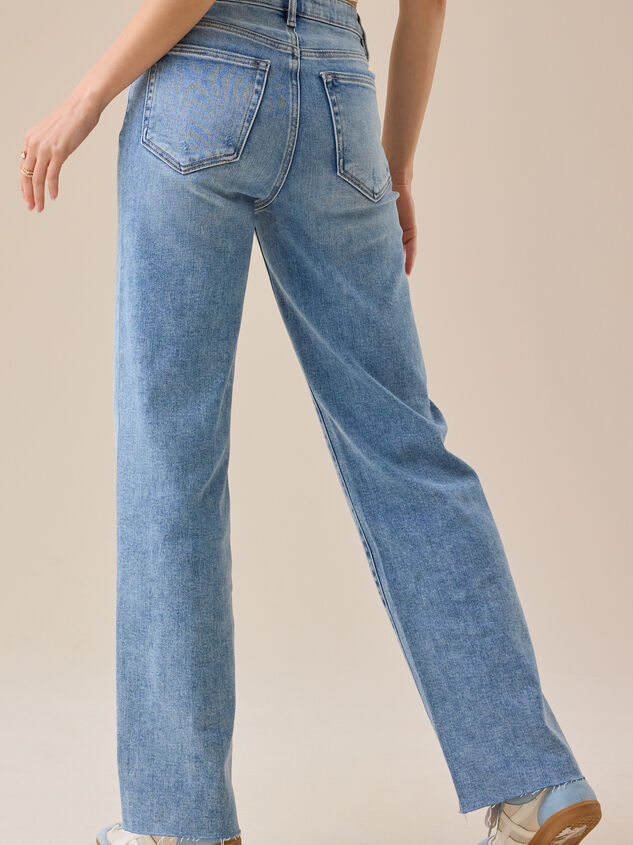 Hadley Straight Leg Jean Detail 5 - TULLABEE