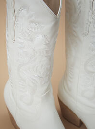 Amaya Western Boots Detail 6 - TULLABEE