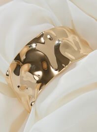 Gia Hammered Cuff Bracelet Detail 2 - TULLABEE